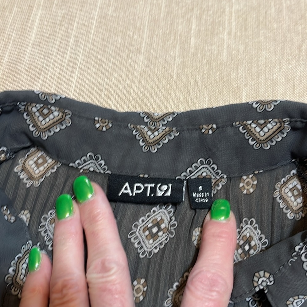 Apt. 9 Gray, Black White And Cream Patterned Shor… - image 4